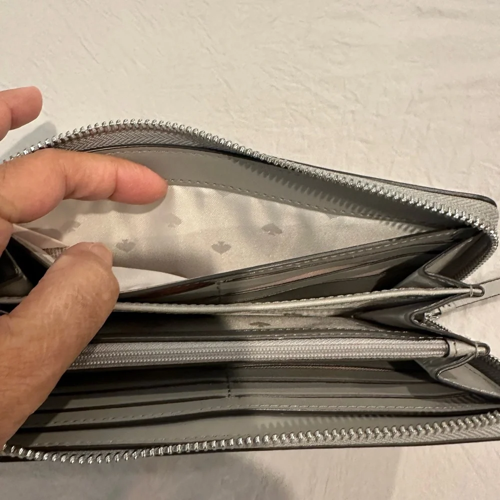 Kate Spade Cameron gray Saffiano leather wallet - Picture 7 of 8